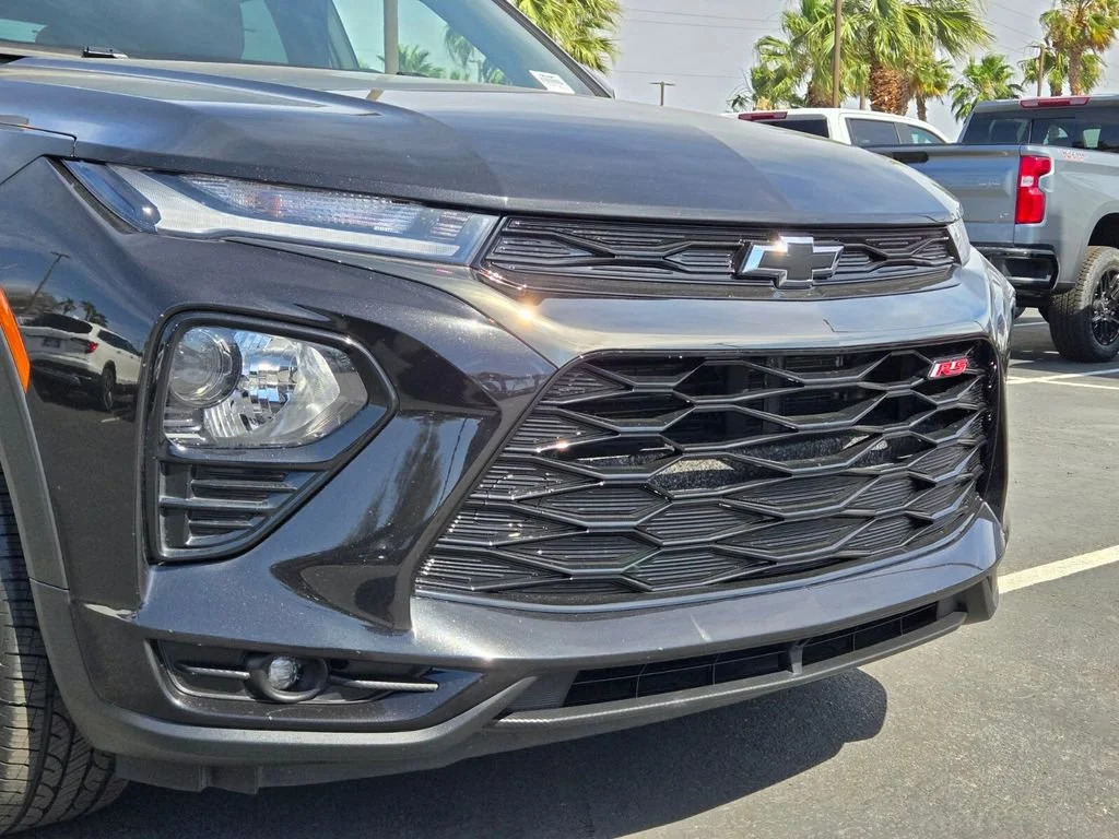 Used 2023 Mosaic Black Metallic Chevrolet RS image 8