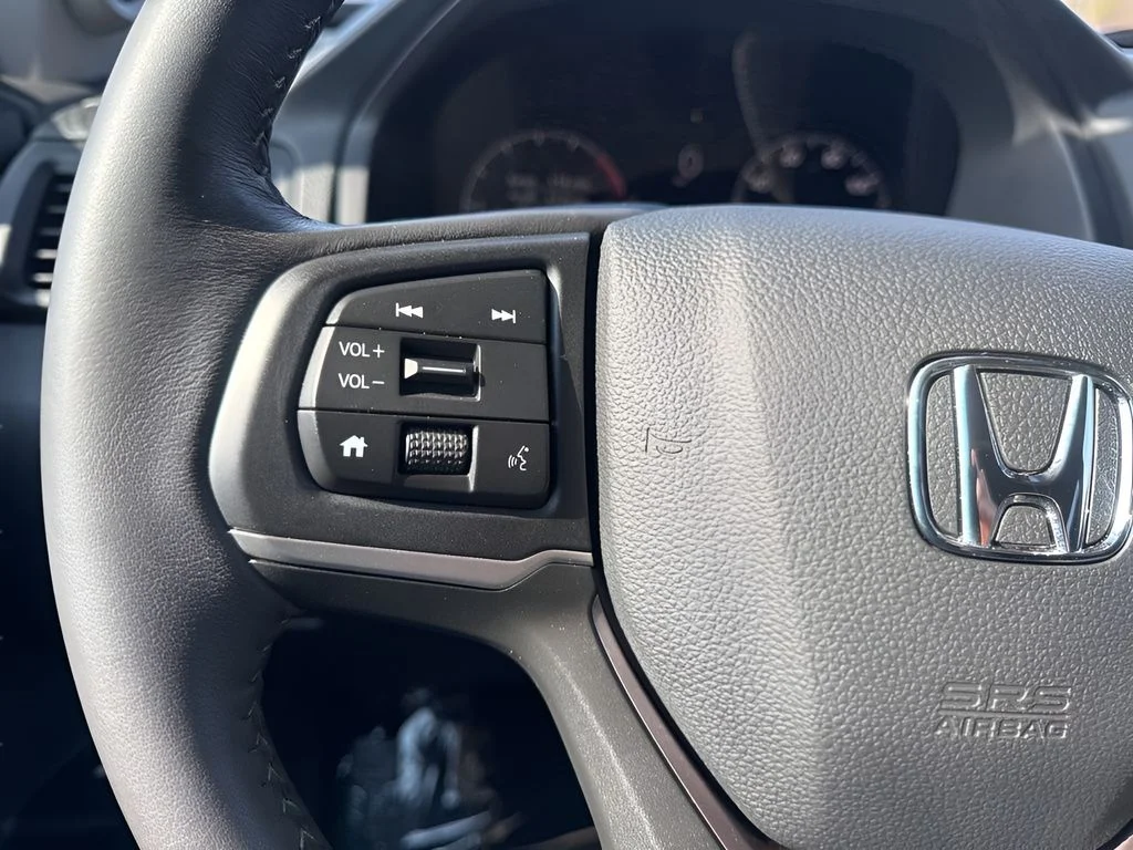 Used 2025 Black Honda RTL image 16