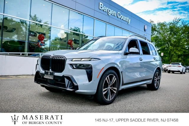 2024 BMW X7 40i