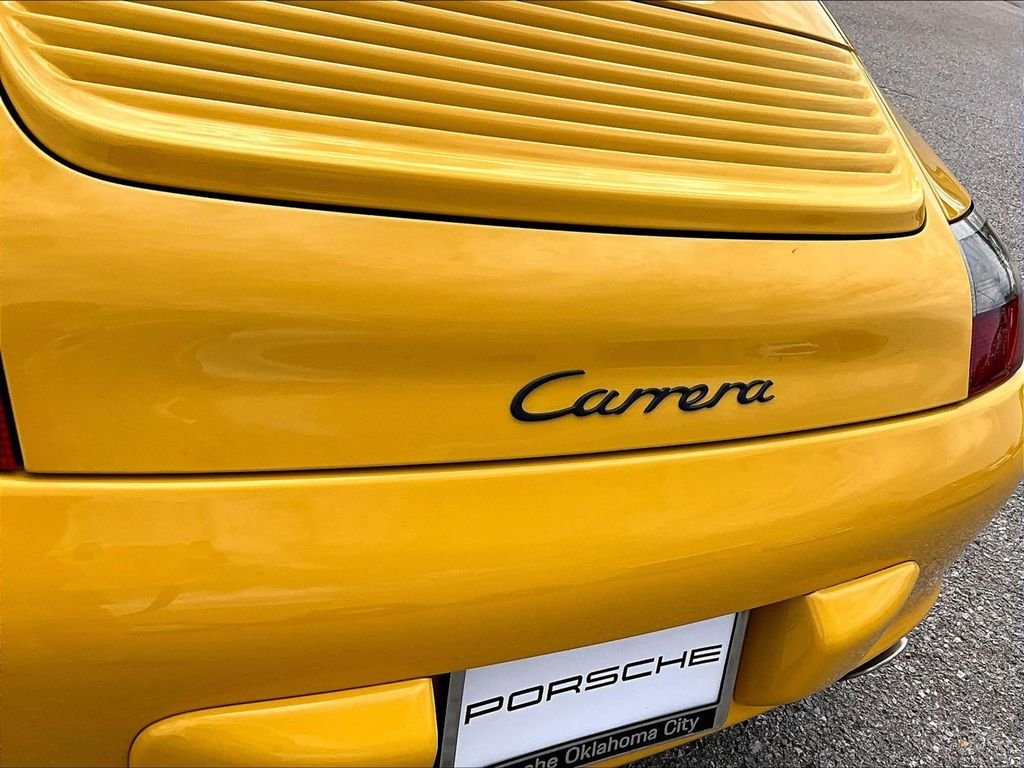 Used 2002 Yellow Porsche Carrera image 22