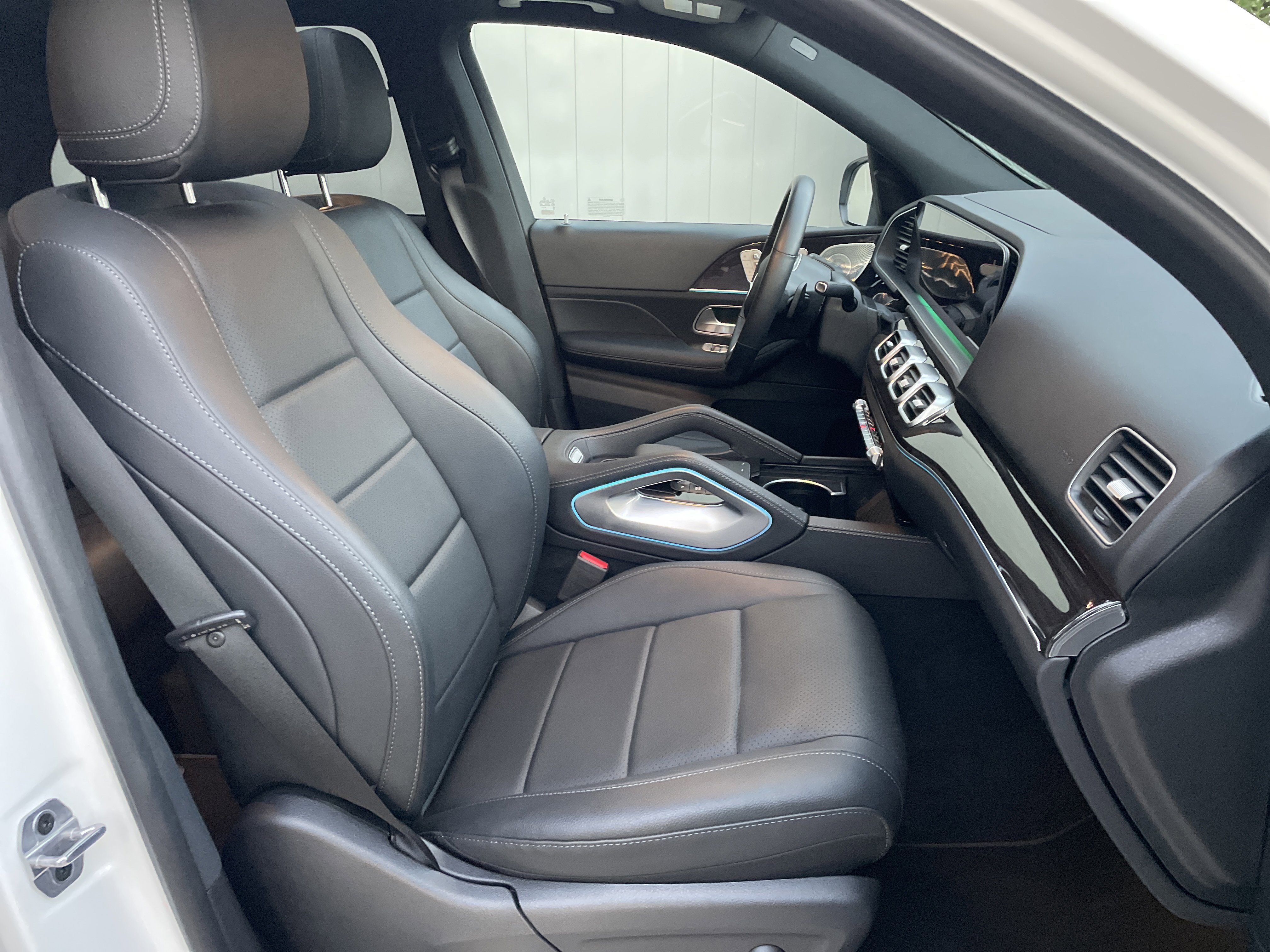 Certified Used 2023 Polar White Mercedes-Benz GLE 350 SUV image 48