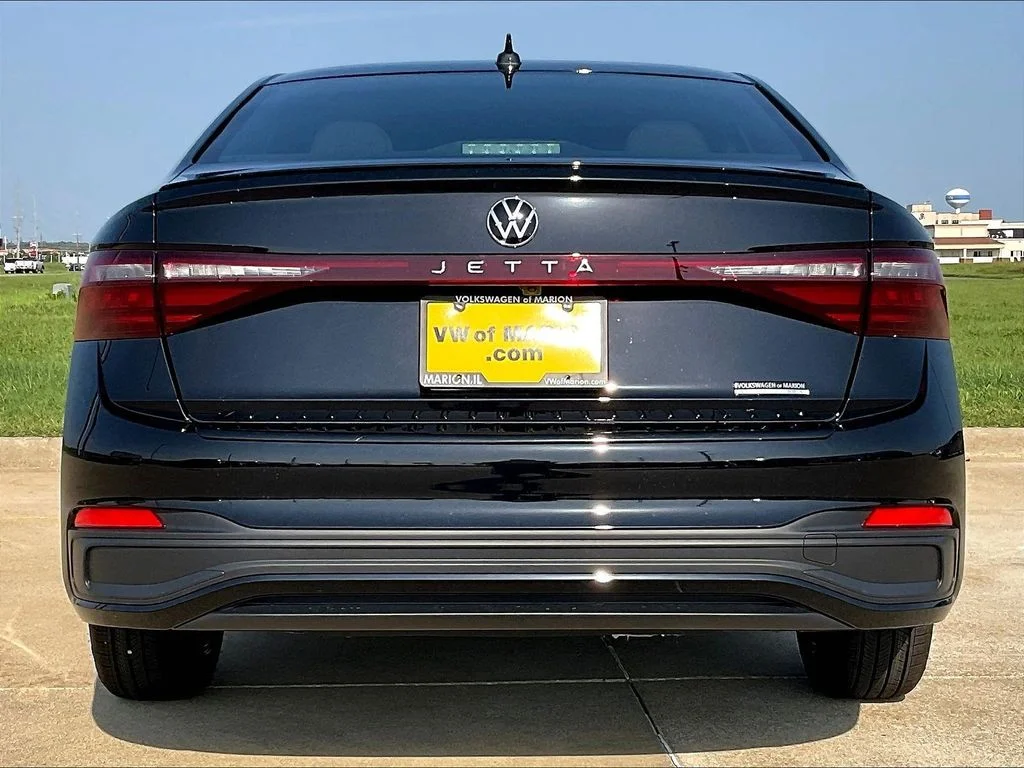 New 2026 Black Volkswagen 1.5T Sport image 4