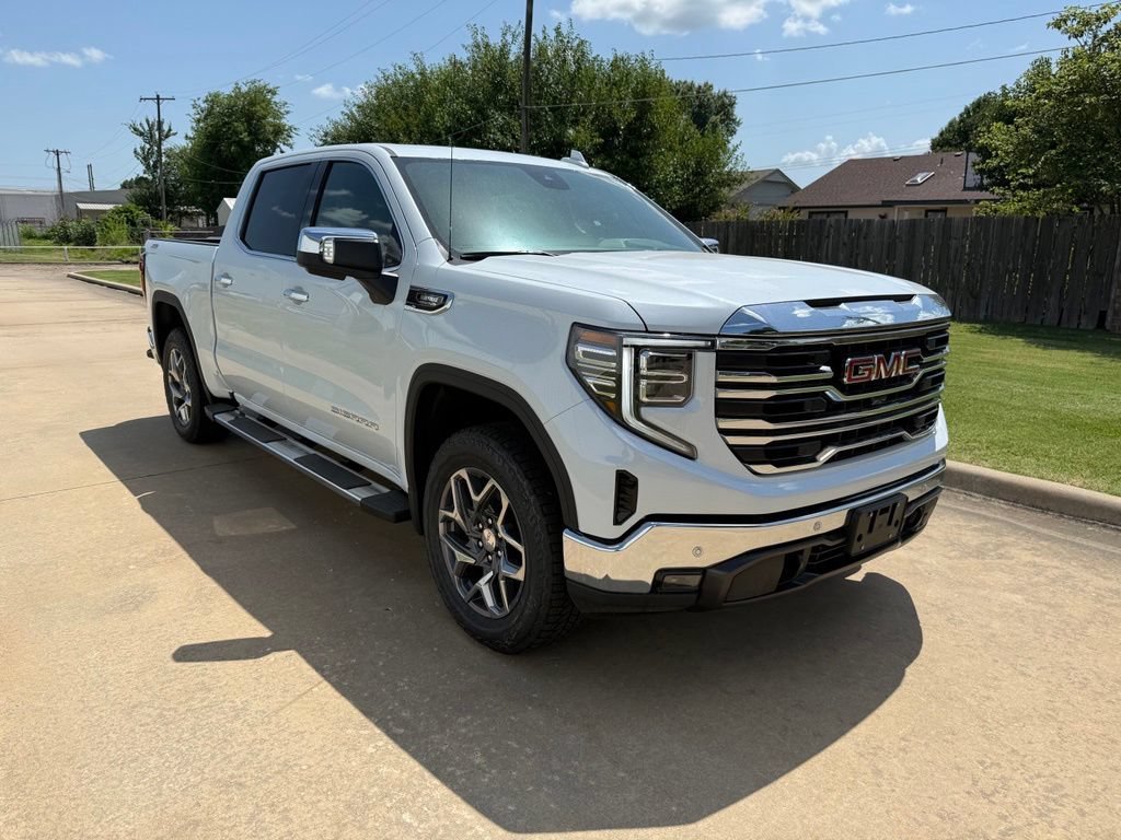 2026 GMC Sierra 1500 SLT - Photo 7