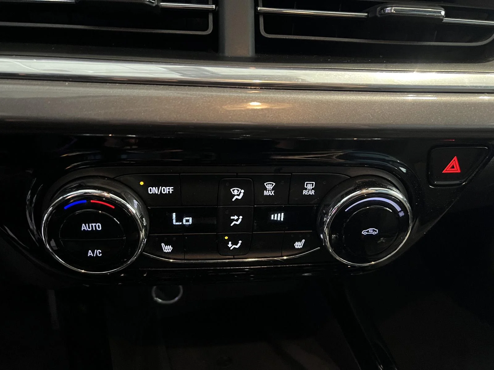 Used 2024 Crimson Metallic Chevrolet ACTIV image 22
