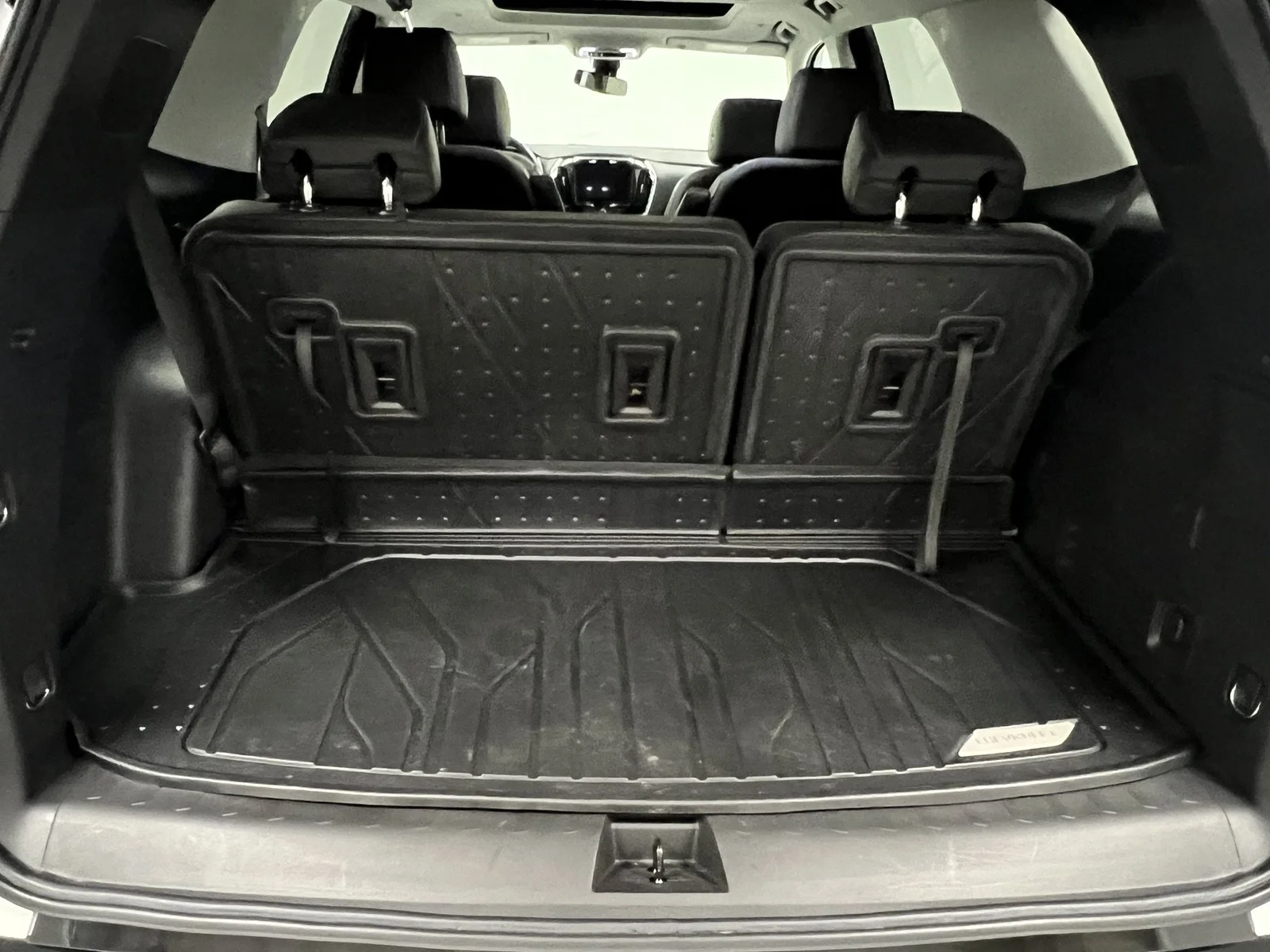 Used 2020 Summit White Chevrolet Premier image 8