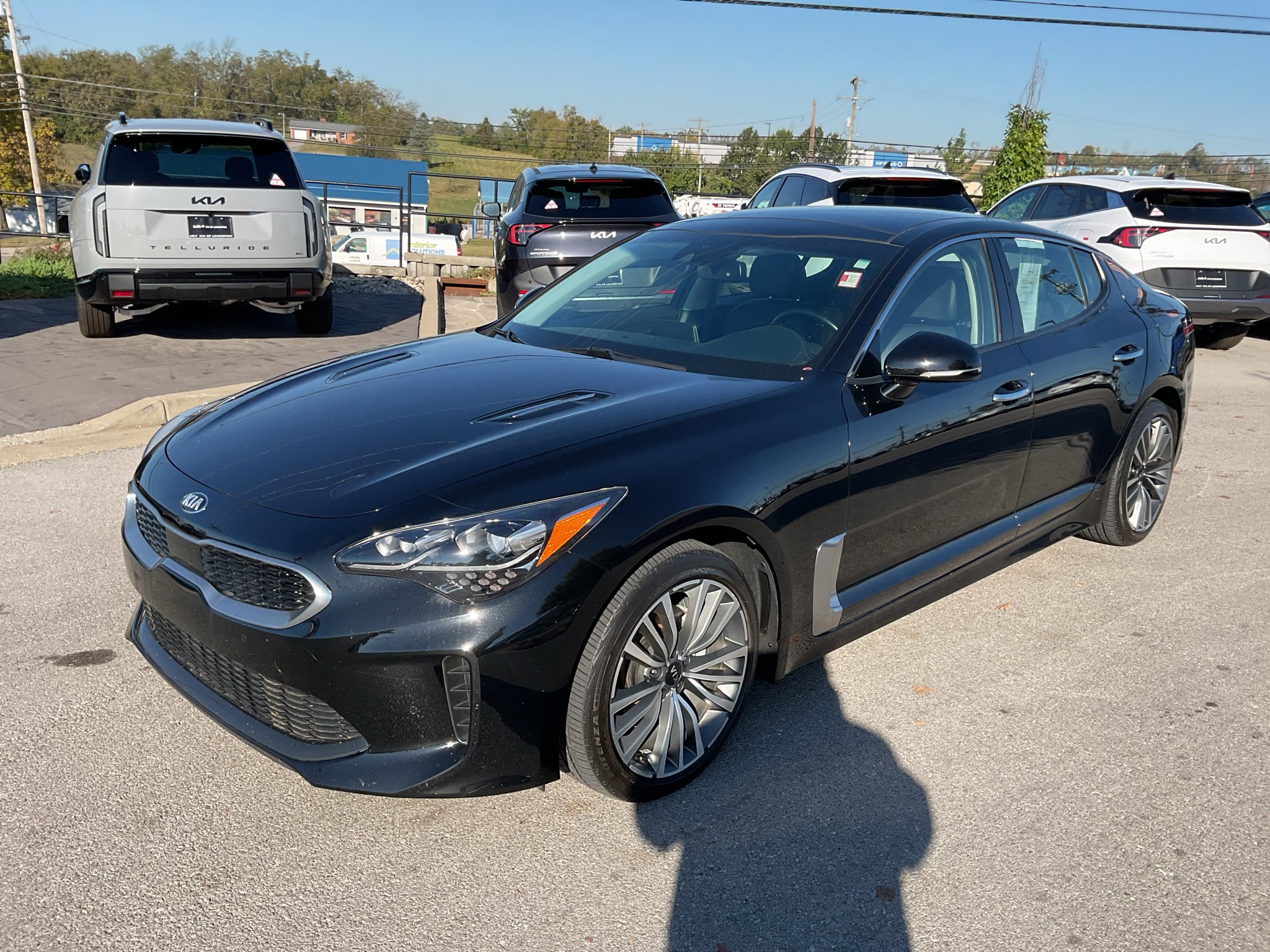 Used 2018 Aurora Black Kia Premium image 4