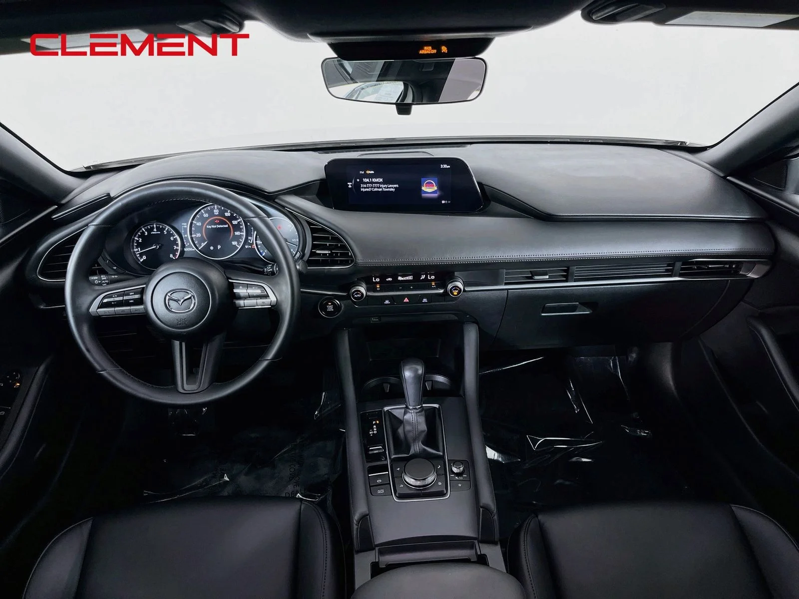 Used 2021 White Mazda Select image 12