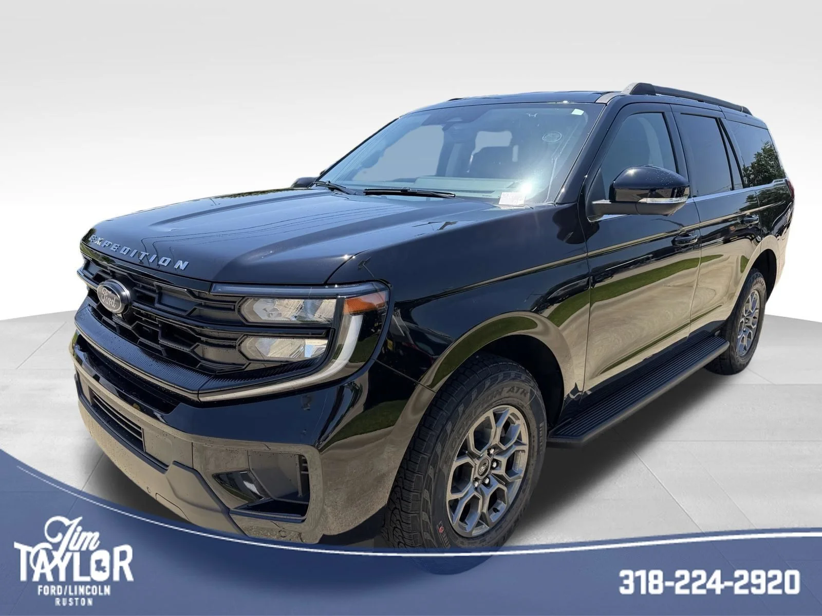 2026 Ford Expedition Active's photo