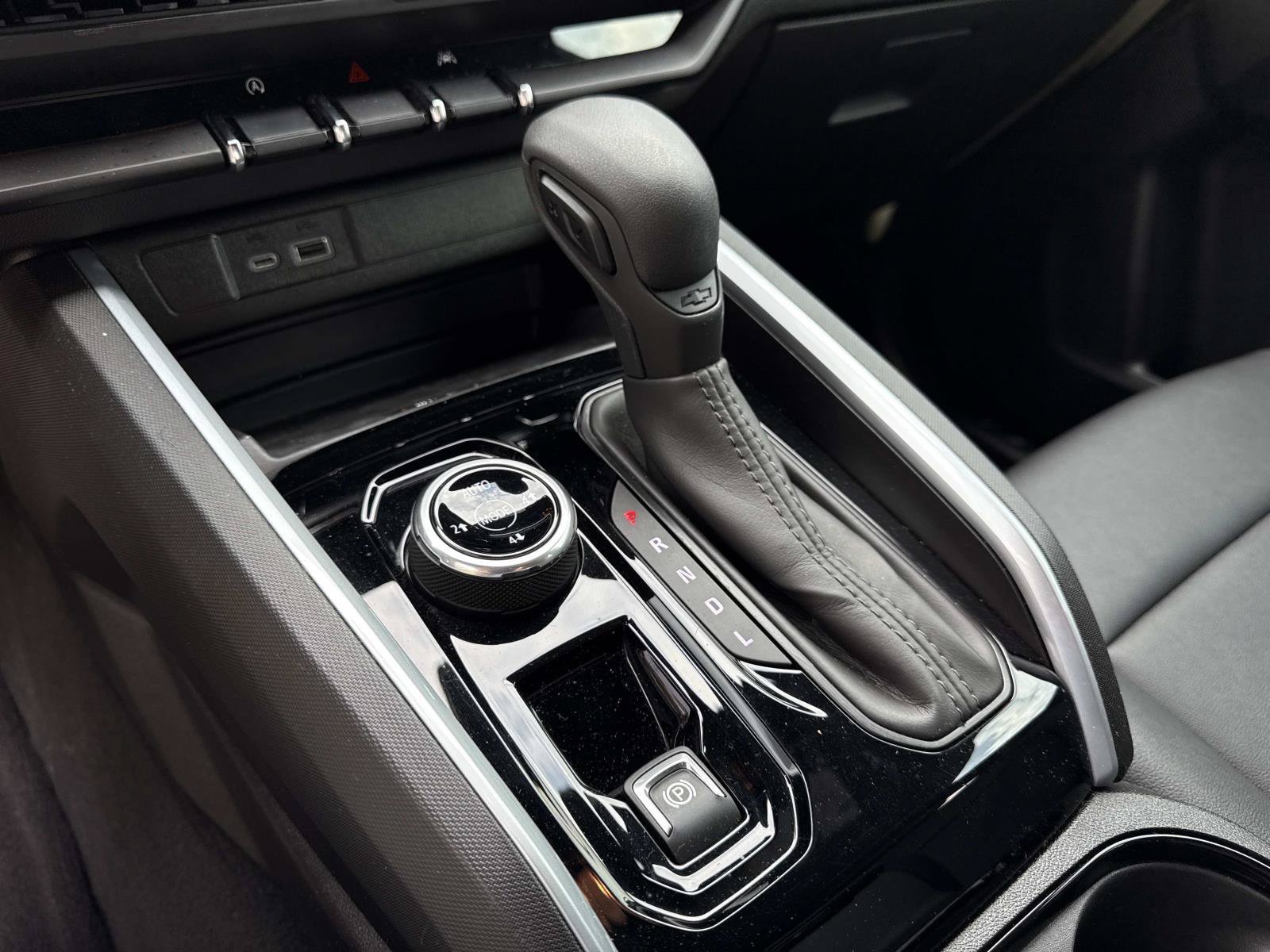 2025 Chevrolet Colorado Trail Boss - Photo 26