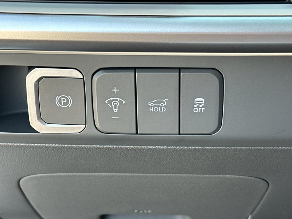 New 2027 Serenity White Hyundai SE image 24