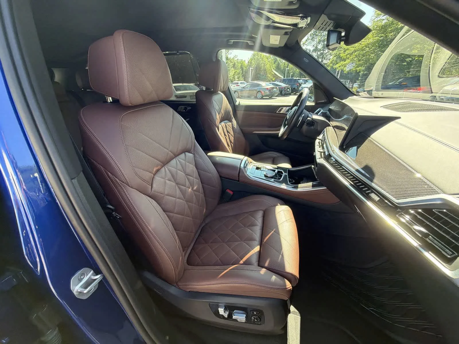 Certified Used 2024 Marina Bay Blue Metallic BMW M60i image 22