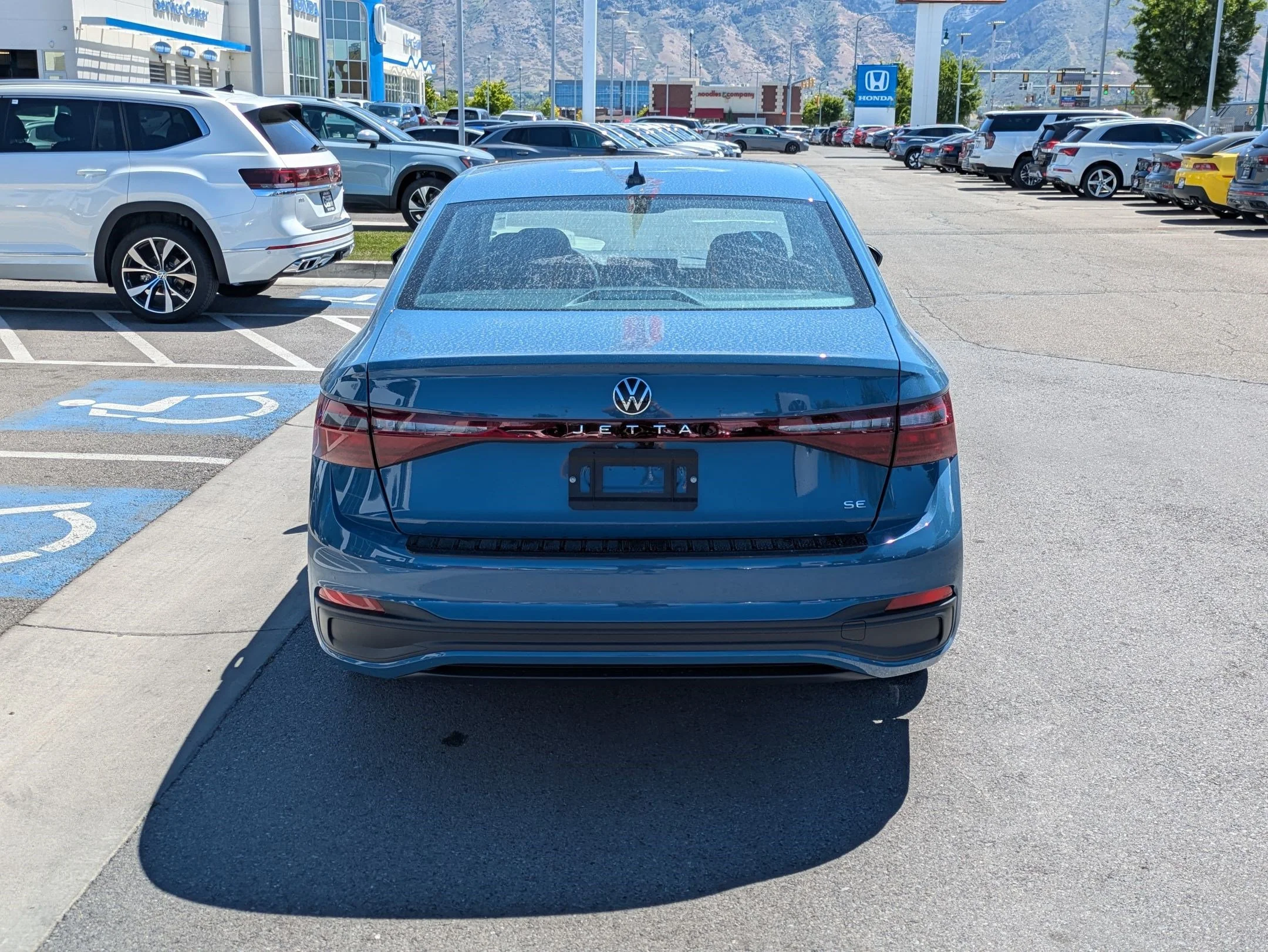 New 2026 Monterey Blue Pearl Volkswagen SE image 4