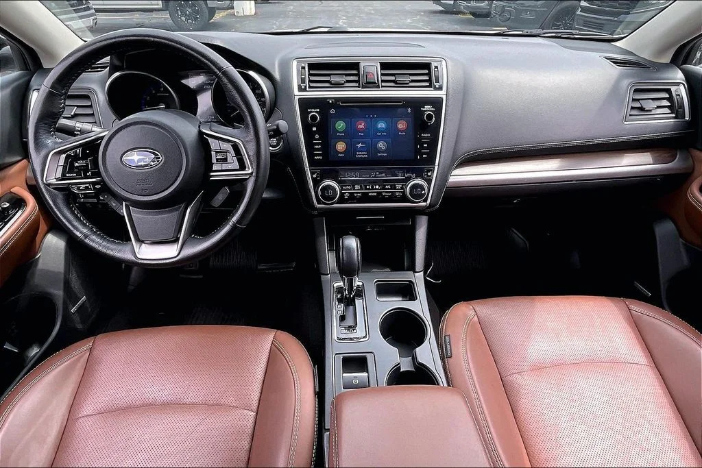 Used 2019 White Subaru 2.5i image 14