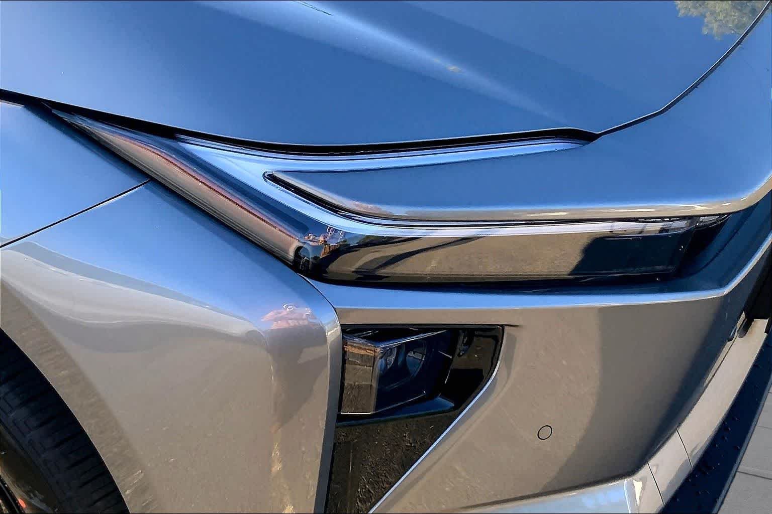 2026 Toyota bZ XLE - Photo 13
