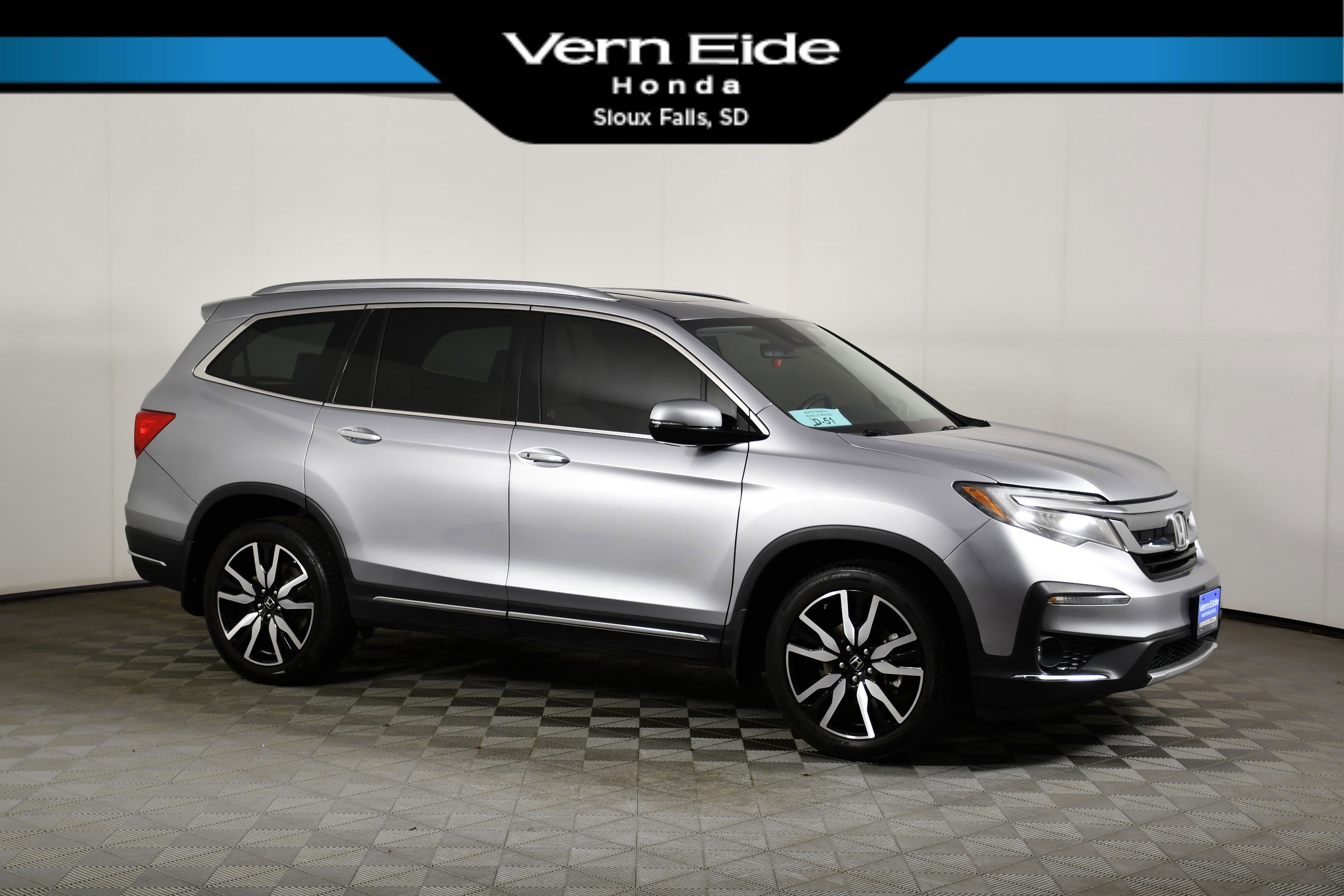 2019 Honda Pilot 4WD Touring-7P's photo