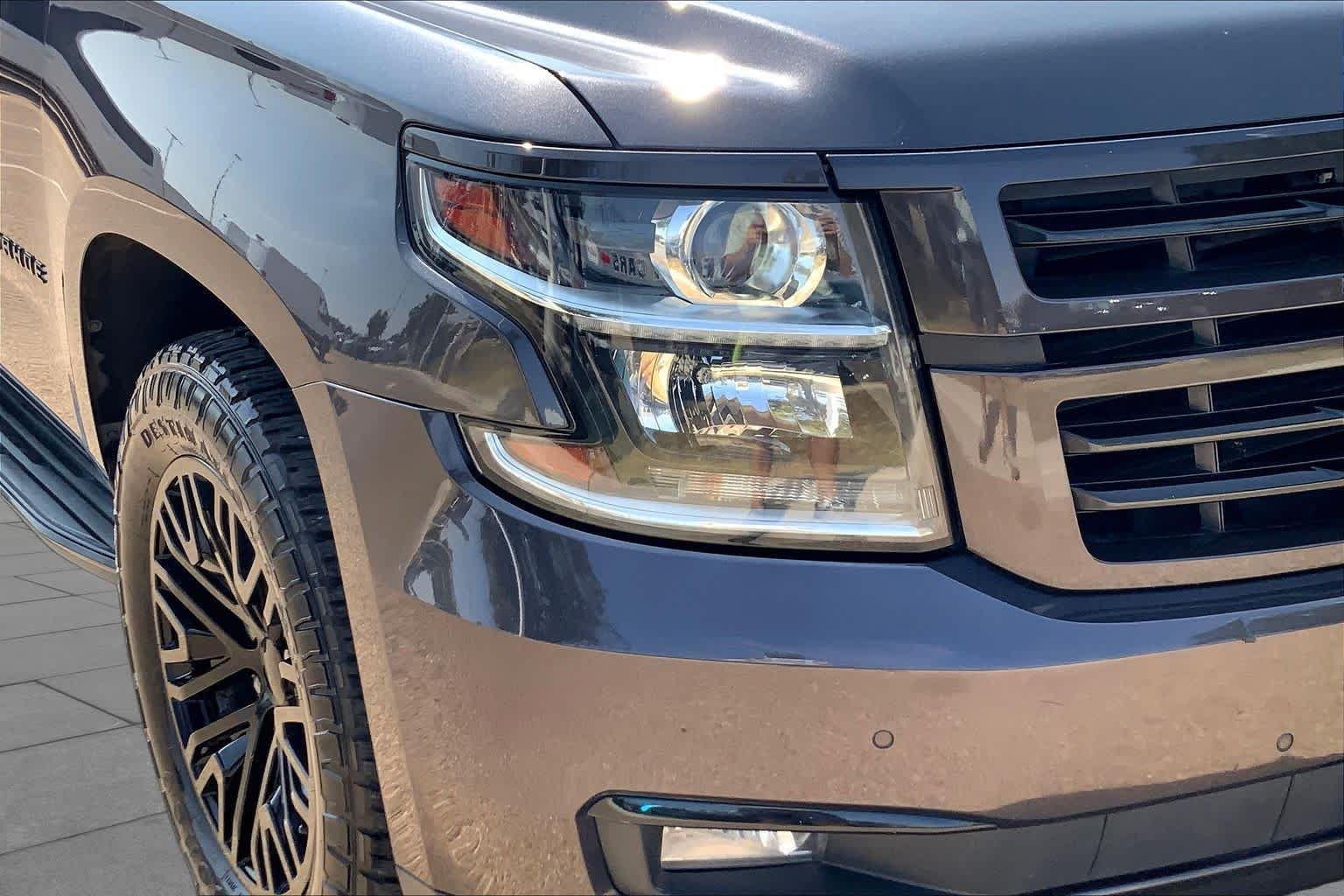 Used 2018 Tungsten Metallic Chevrolet LT image 28