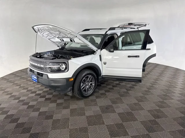 Used 2025 White Ford Big Bend image 12