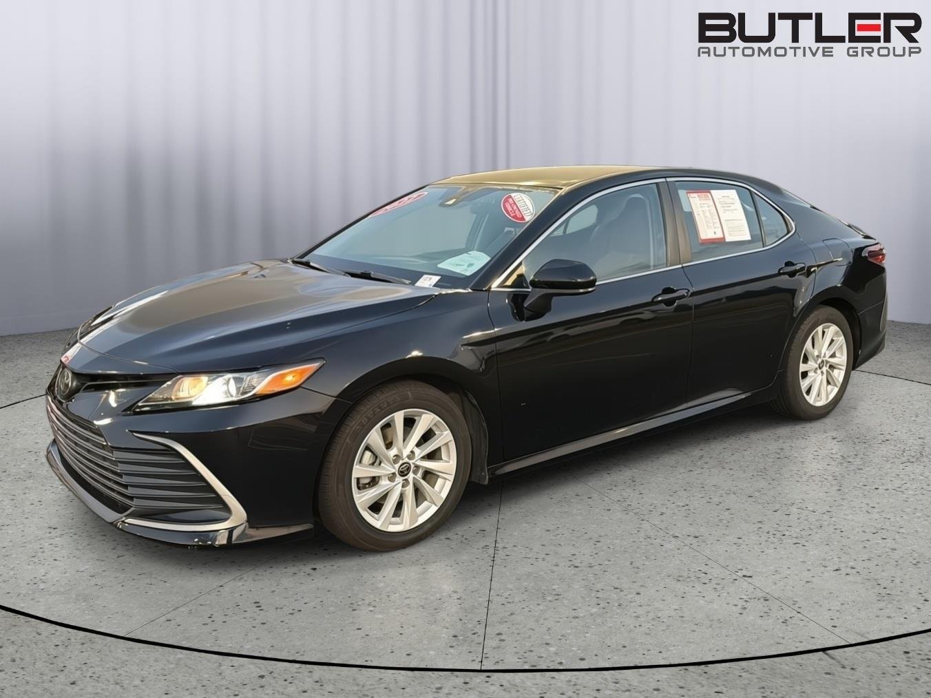 Certified Used 2022 Midnight Black Metallic Toyota LE image 2