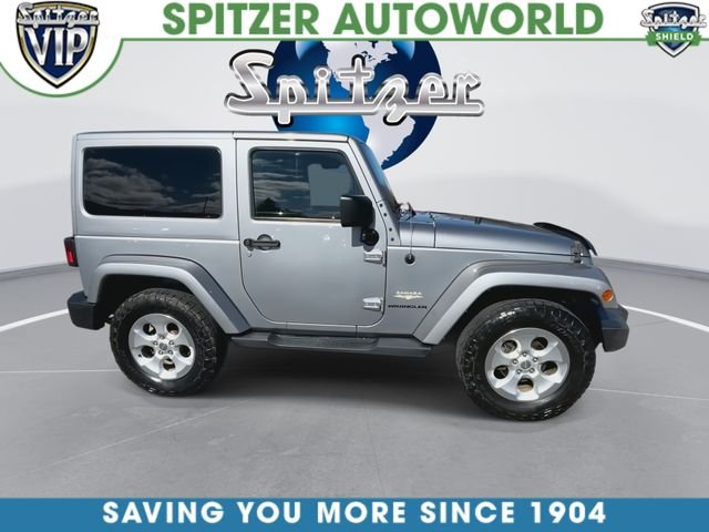 Used 2014 Gray Jeep Sahara image 10