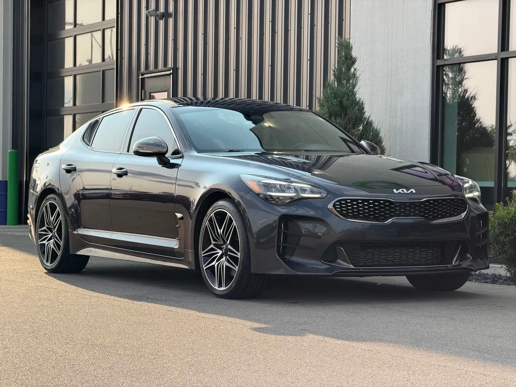 Used 2022 Gray Kia GT1 image 4