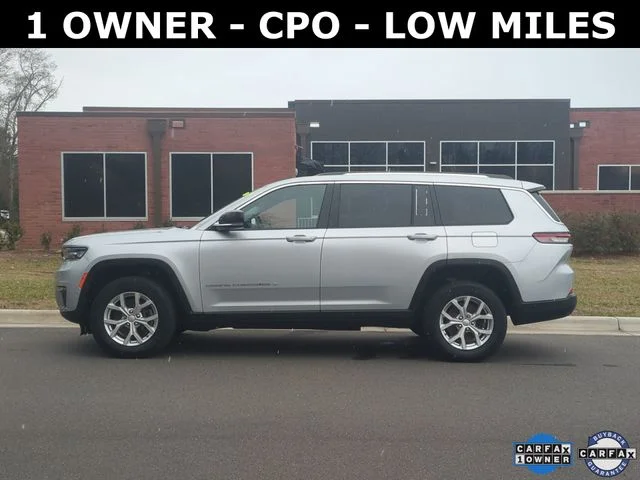 Used 2023 Silver Jeep Limited image 14