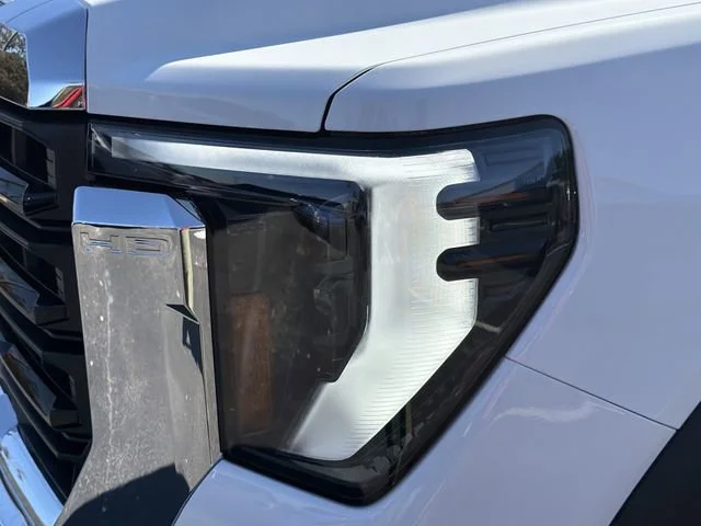 New 2026 Summit White GMC Pro image 8