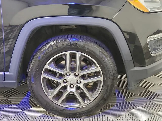 Used 2018 Black Jeep Latitude image 49