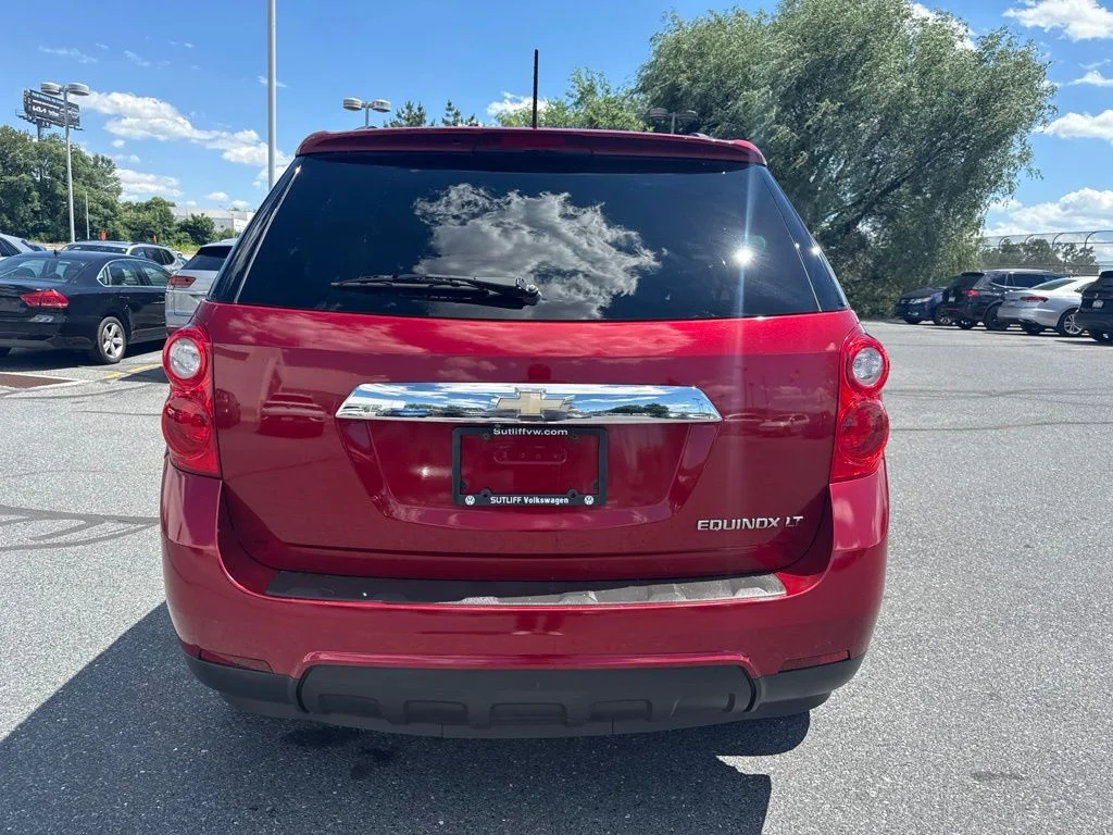 Used 2015 Crystal Red Tintcoat Chevrolet LT image 23