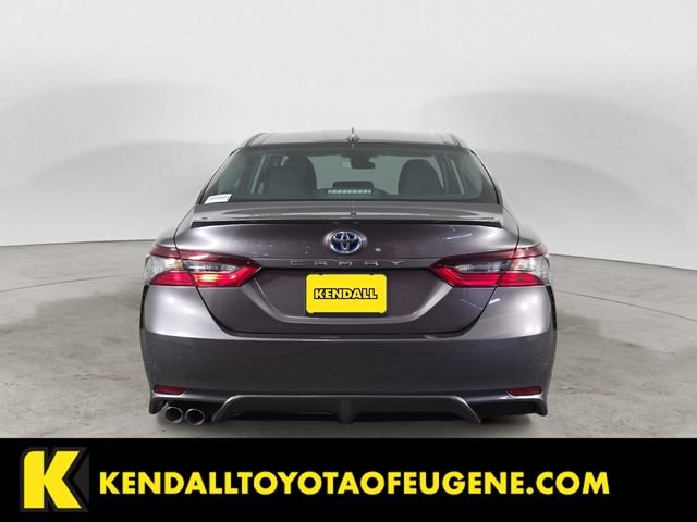 Used 2022 Gray Toyota SE image 6
