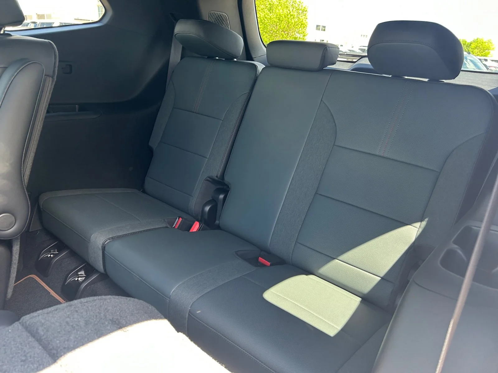 New 2026 Summit White GMC AT4 AWD image 19