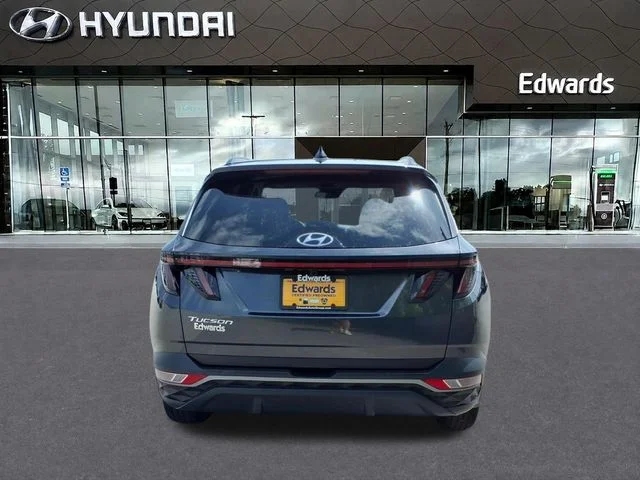 Used 2023 Gray Hyundai SEL image 8