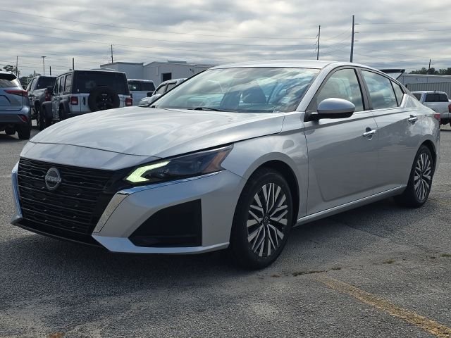 2024 Nissan Altima SV