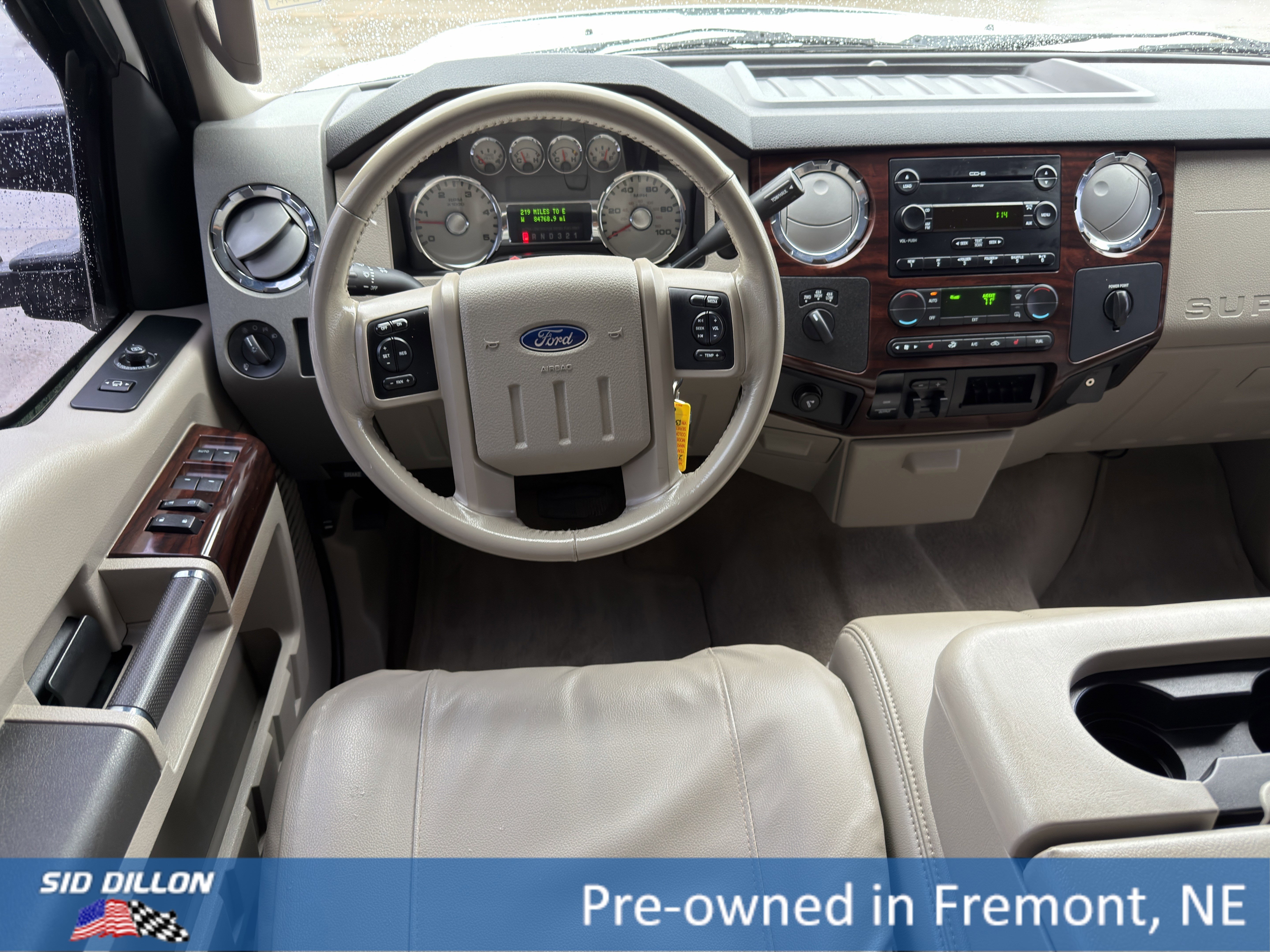 Used 2008 White Ford Lariat image 10