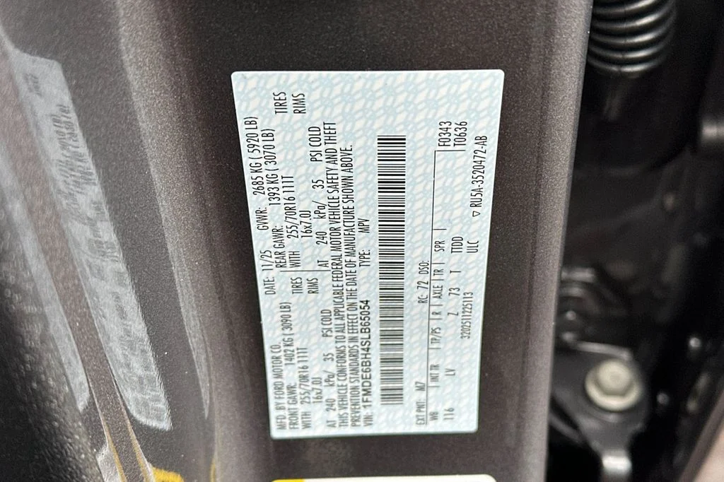 New 2025 Gray Metallic Ford Base image 27