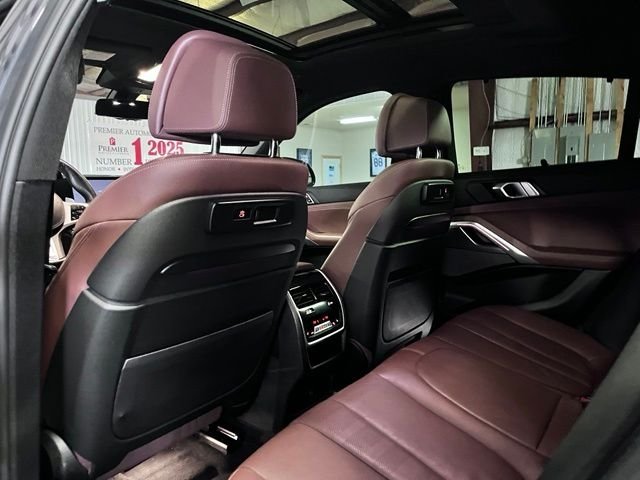 Used 2021 Gray BMW M50i image 12