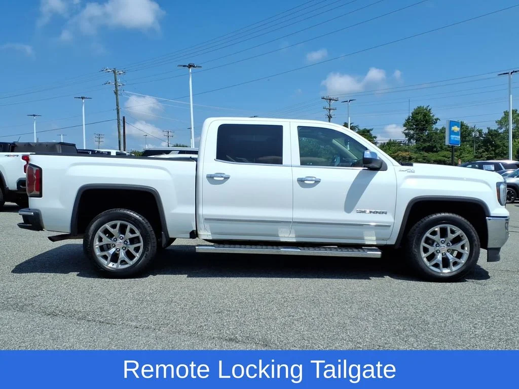 Used 2018 White GMC SLT image 36