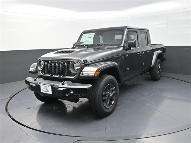 2025 Jeep Gladiator Sport S photo 3