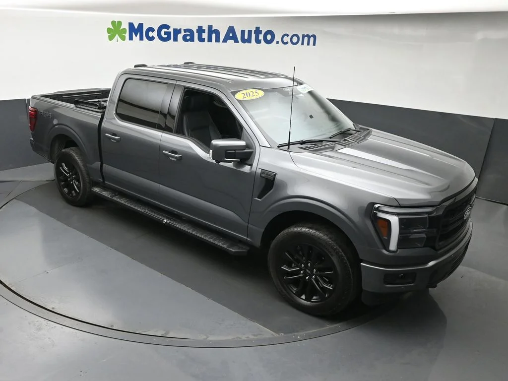 Used 2025 Gray Ford Lariat image 3