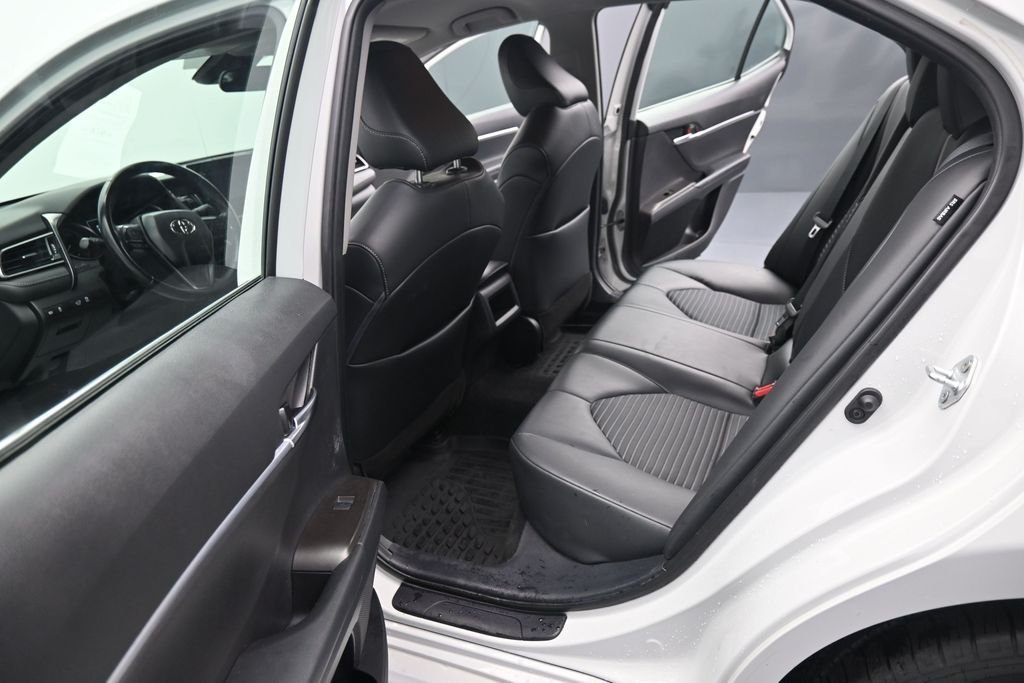 Used 2023 White Toyota SE image 16