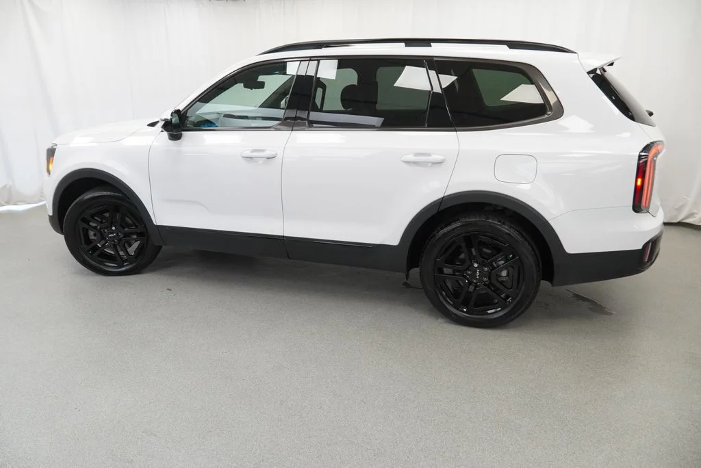 Used 2024 White Kia SX-Prestige X-Line image 15