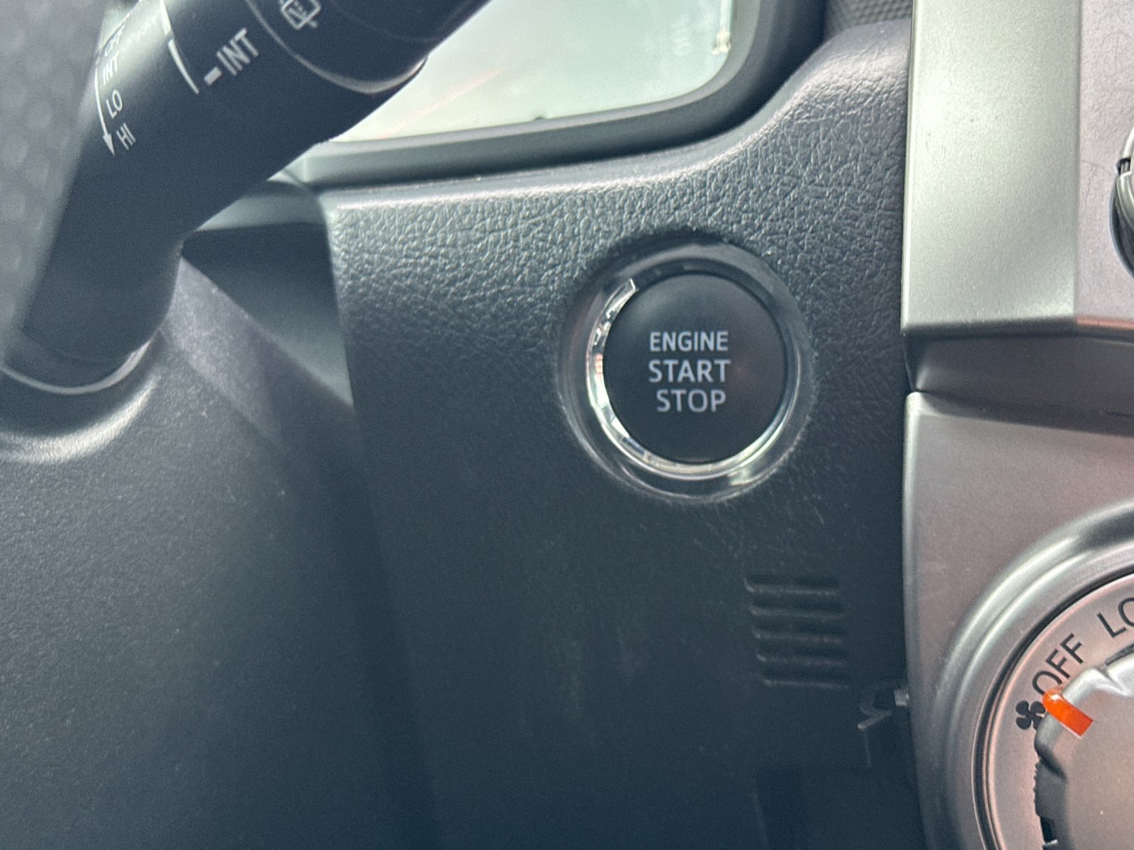 Used 2022 Silver Toyota SR5 Premium image 22