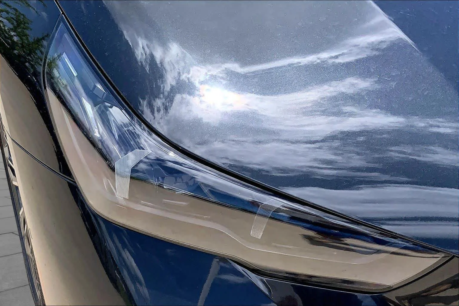 New 2026 Black Sapphire Metallic BMW 550e xDrive image 13