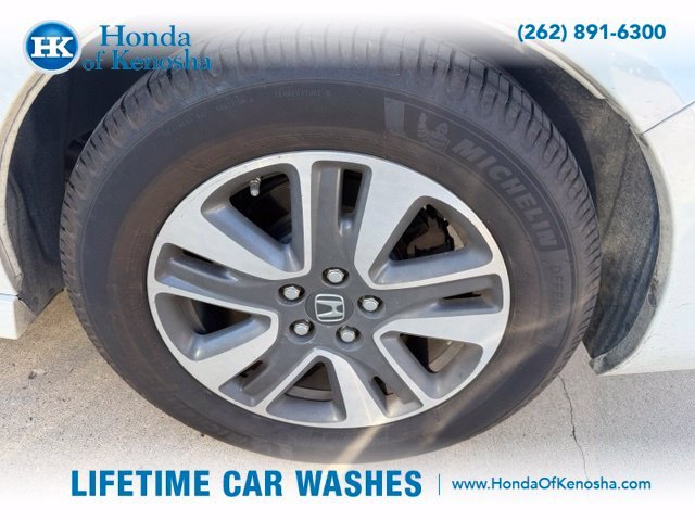 Used 2015  Honda Touring Elite image 3