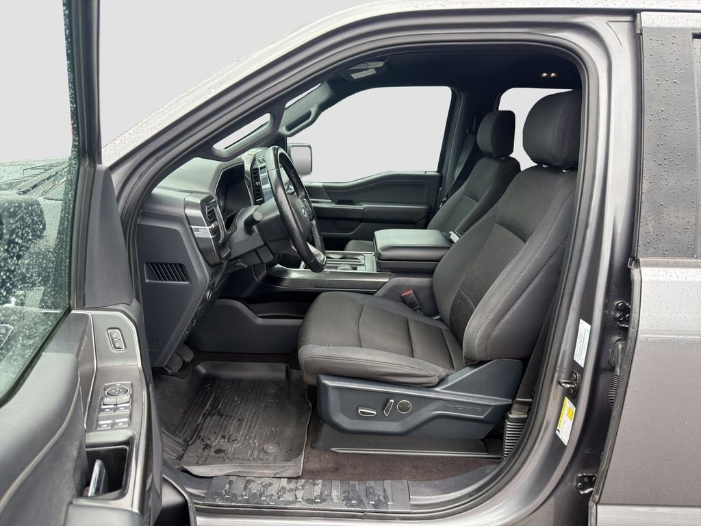 Used 2021 Gray Ford XLT image 9