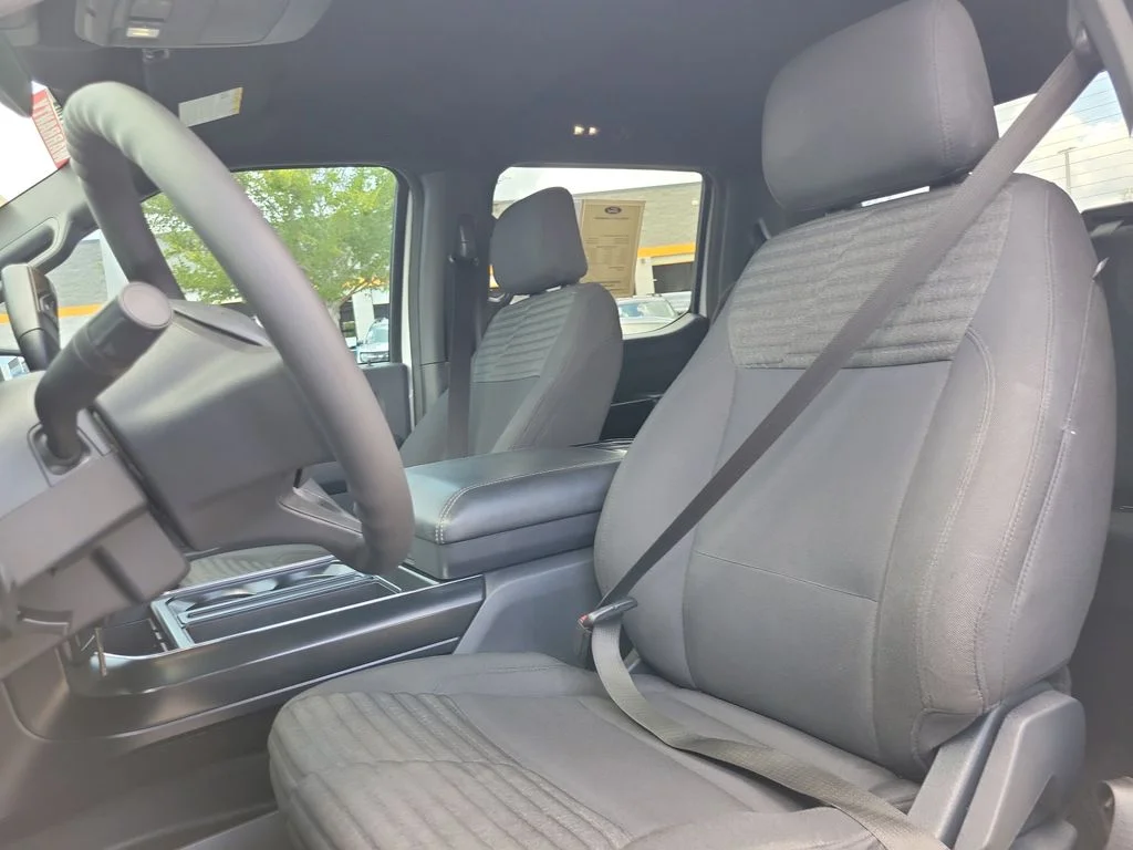 Used 2023 Oxford White Ford XL image 16