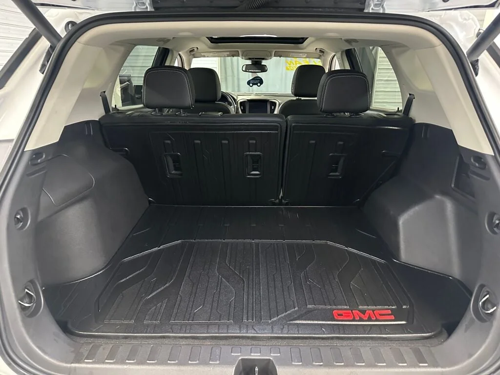 2023 GMC Terrain Denali - Photo 30