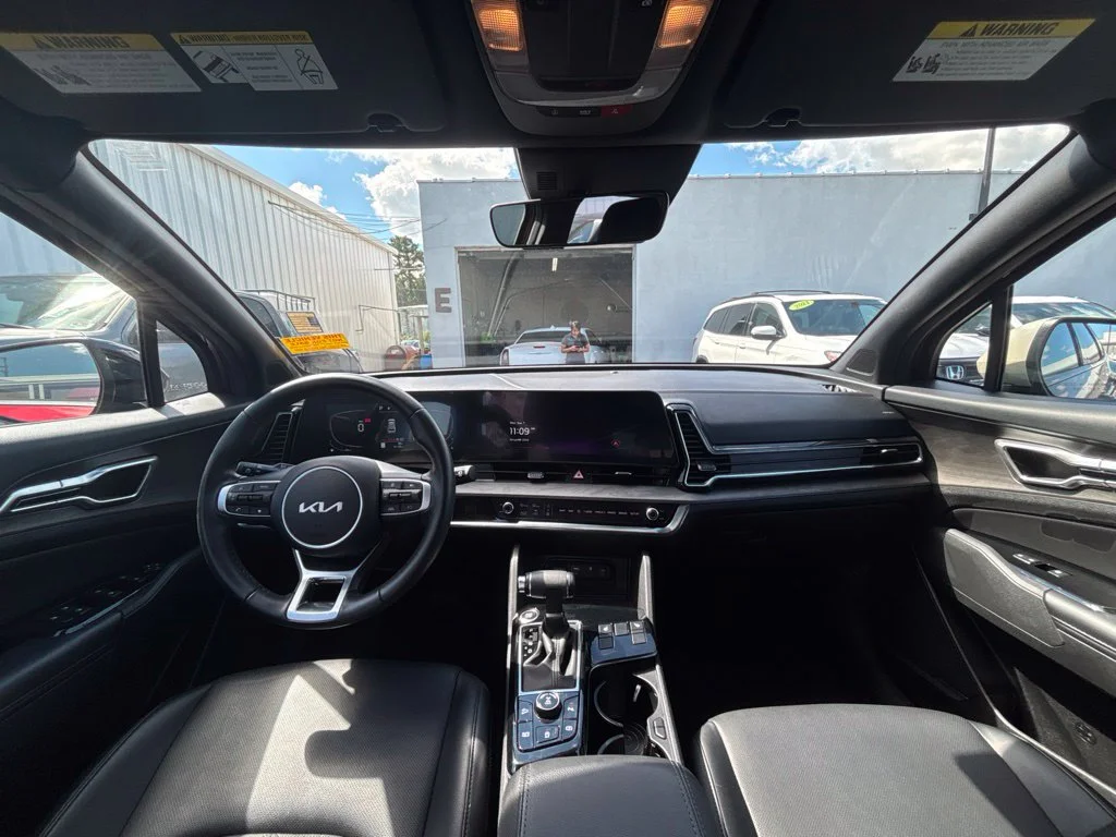 Used 2023 Red Kia X-Line image 20
