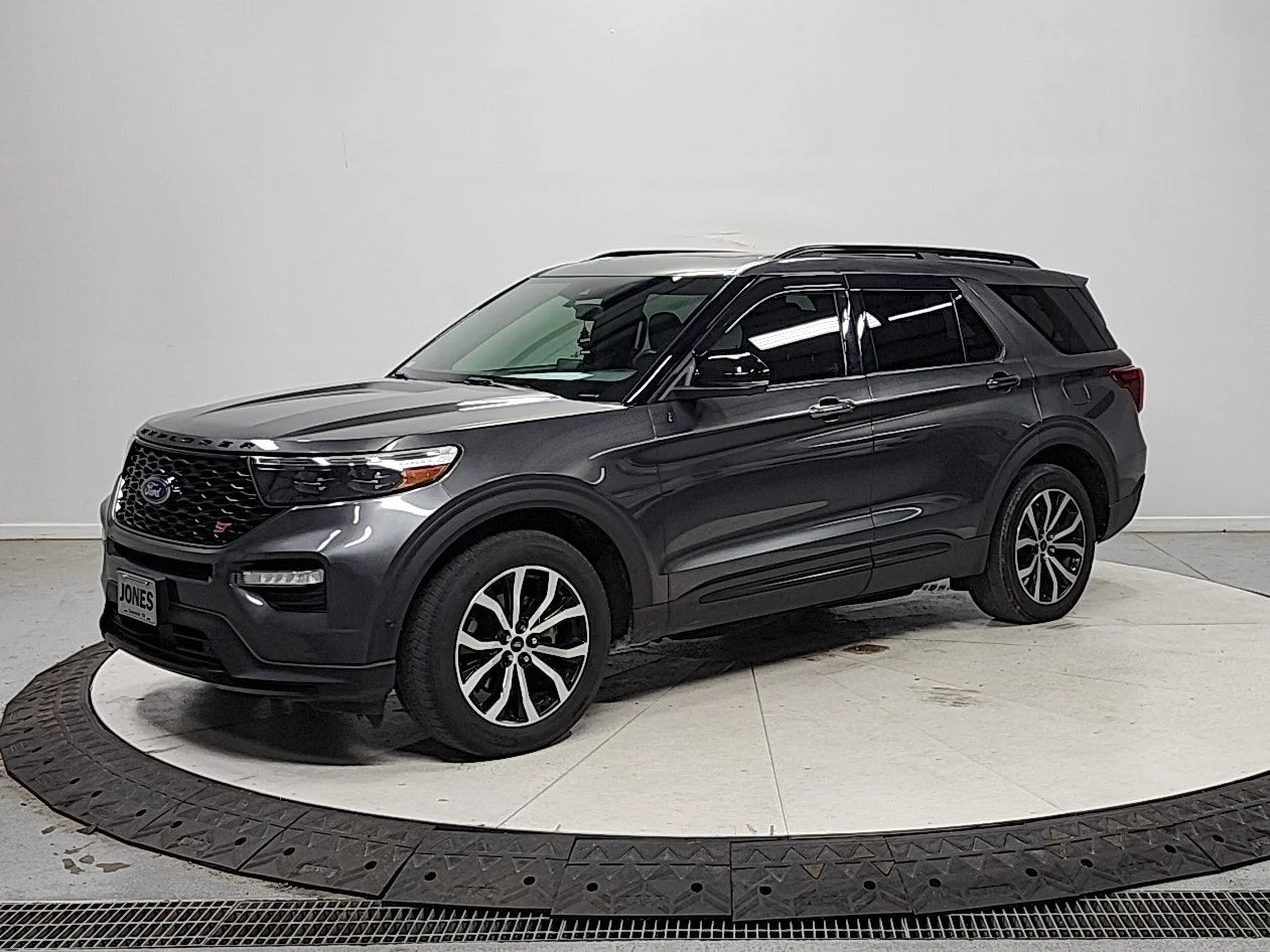 Used 2020 Gray Ford ST image 3