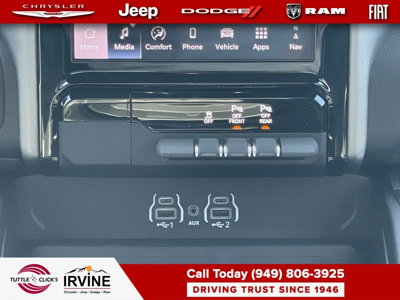 New 2027 Diamond Black Crystal Pearl-Coat Exterior Paint RAM Laramie image 19