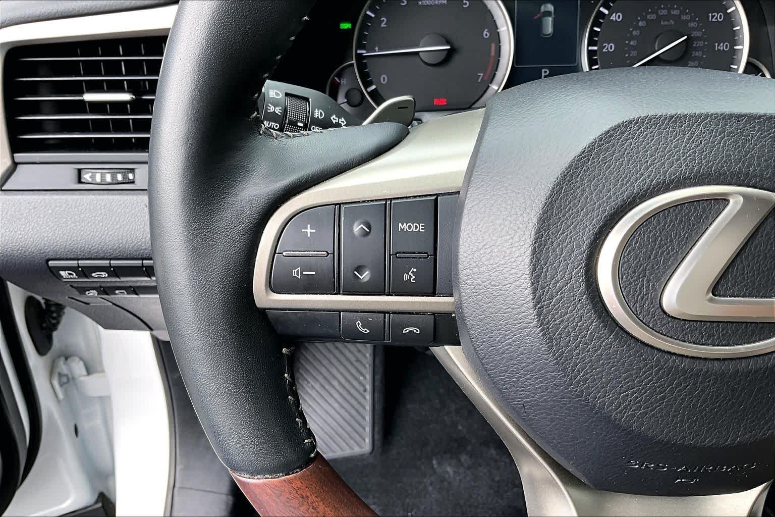 Used 2022 Eminent White Pearl Lexus  image 23